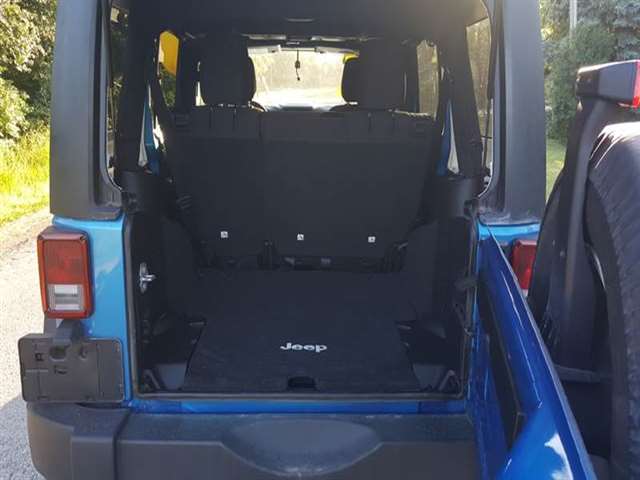 2015 Jeep Wrangler Unlimited 4x4 Sport 4dr SUV